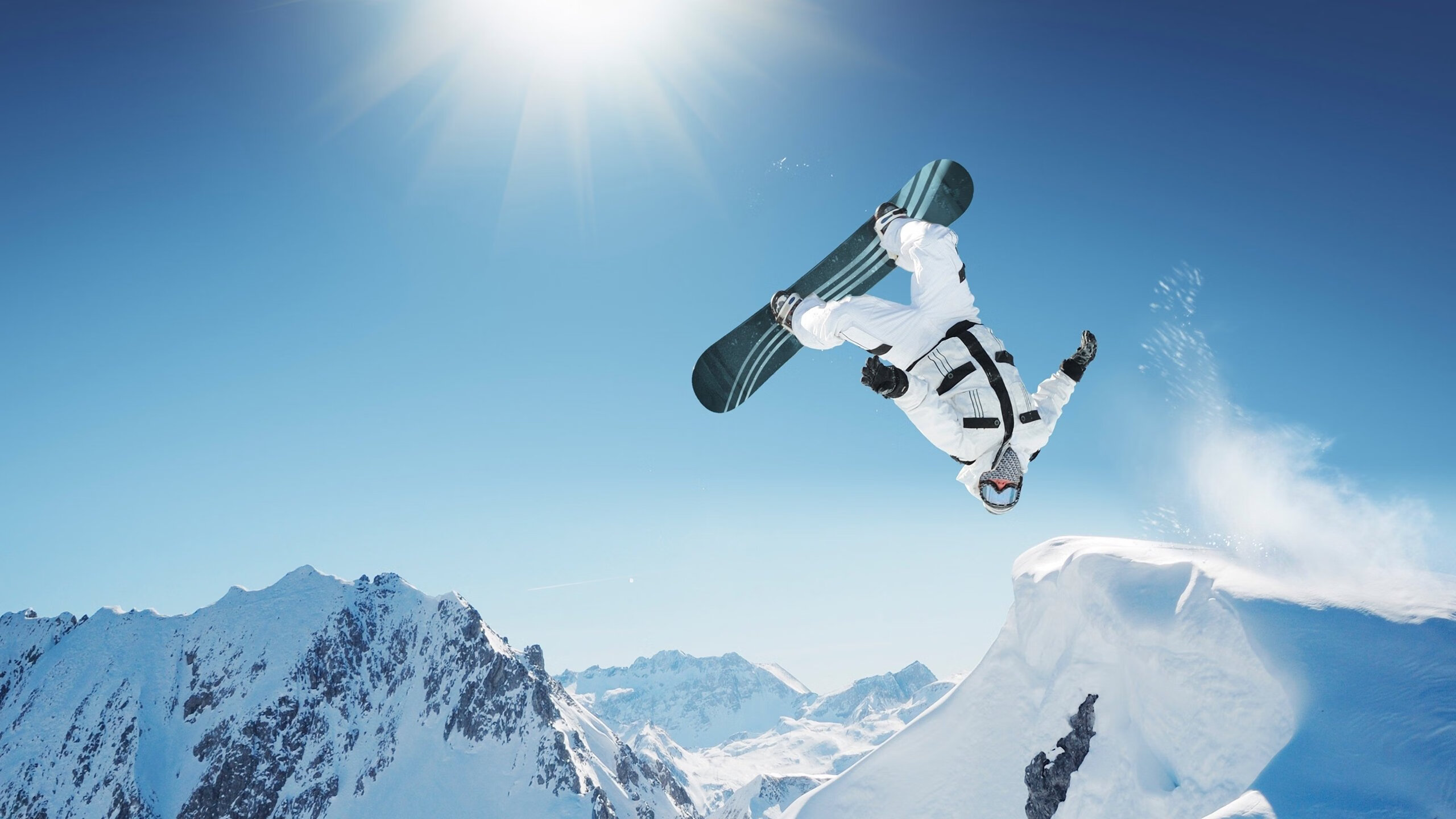 爱游戏娱乐-青少年足球裁判员“远程培训+实战演练”双结合，行业水平持续提升